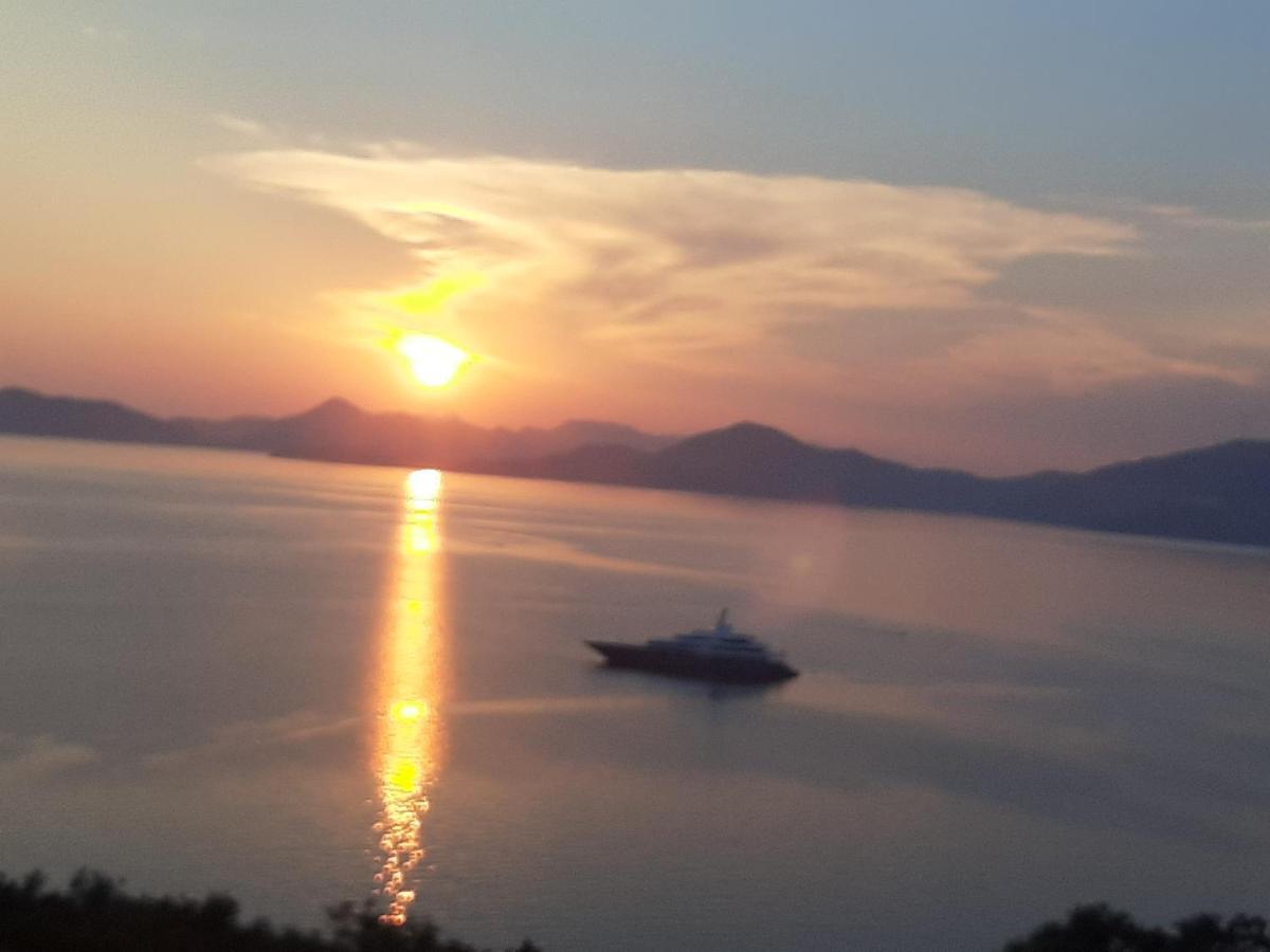 Apartments Sisevic - Comfort Apartments With Balconies And Sea View Slano Dış mekan fotoğraf