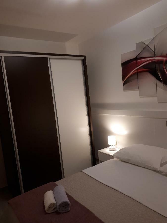 Apartments Sisevic - Comfort Apartments With Balconies And Sea View Slano Dış mekan fotoğraf
