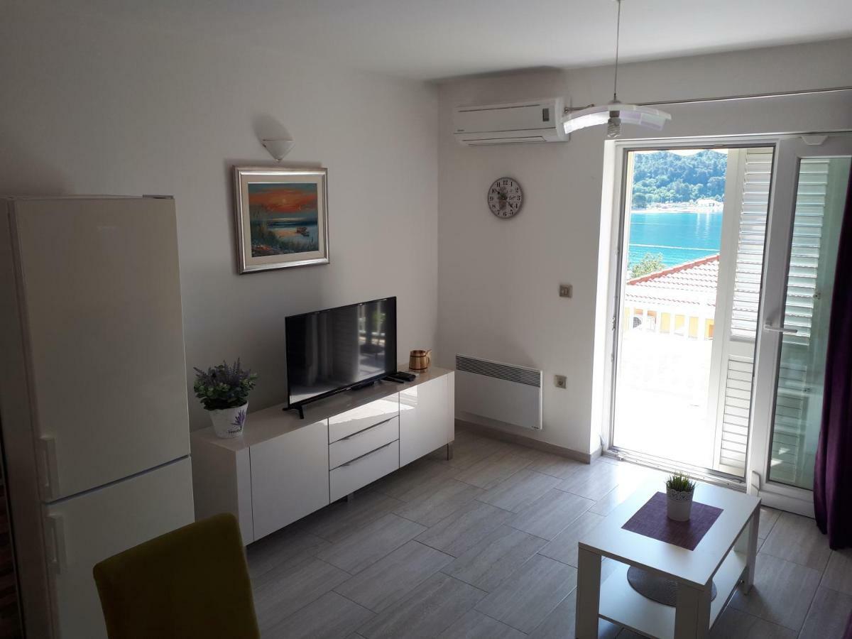 Apartments Sisevic - Comfort Apartments With Balconies And Sea View Slano Dış mekan fotoğraf