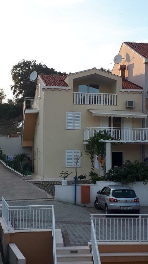 Apartments Sisevic - Comfort Apartments With Balconies And Sea View Slano Dış mekan fotoğraf